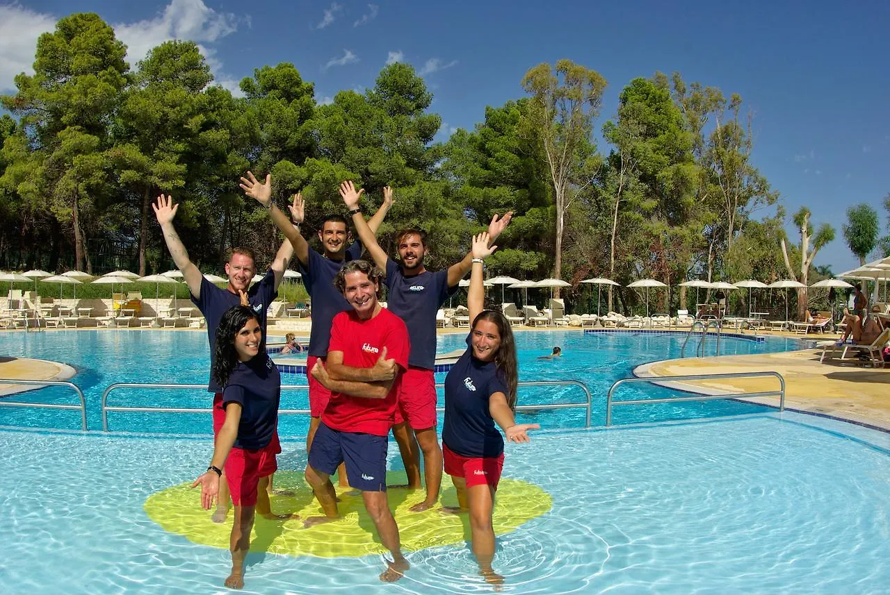 Üdülőközpont Futura Club Spiagge Bianche Hotel Fontane Bianche