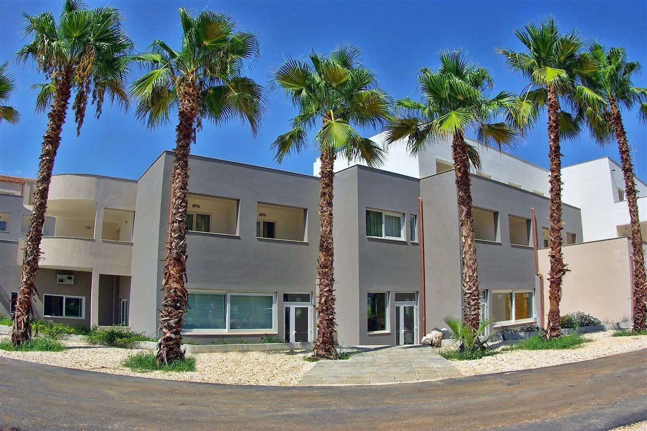 Futura Club Spiagge Bianche Hotel Fontane Bianche Üdülőközpont